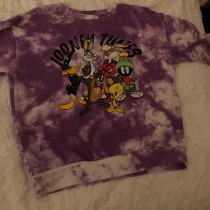 looney tunes light crewneck